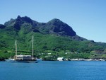 Polynesian-style boat. These types of boats at one point crossed oceans to spread the polynesian culture throughout the Pacific.